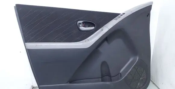 Toyota Yaris Front door card panel trim 676200D480C0