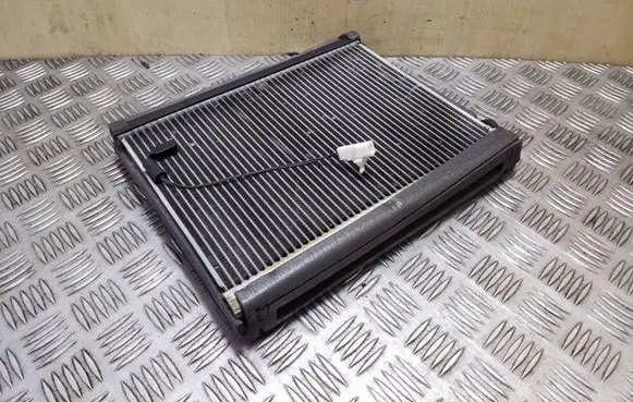 Jaguar XJL Air conditioning (A/C) radiator (interior) 