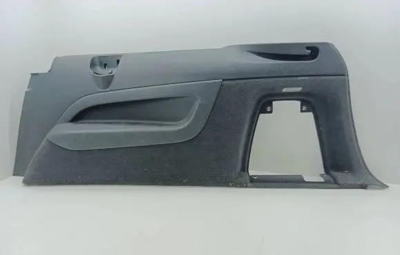 Audi Q7 4L Trunk/boot side trim panel 4L0863880