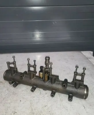 Opel Monterey Fuel main line pipe