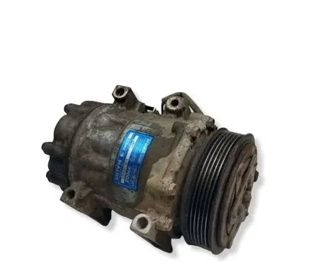 Volvo V50 Air conditioning (A/C) compressor (pump) 3M5H19D629HE 1004301824