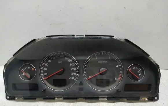 Volvo XC70 Speedometer (instrument cluster) 8673262 8602764 69294730T