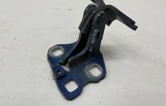 Tesla Model 3 Front door lower hinge 