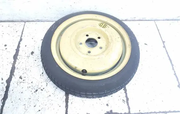 Mazda 3 I R15 spare wheel M26