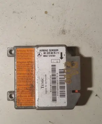 Mercedes-Benz E W210 Airbag control unit/module 0018200026