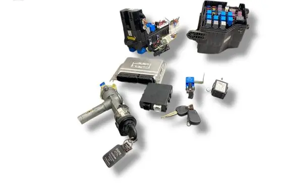 Hyundai Santa Fe Engine ECU kit and lock set 0281011635 86S4MI03 3910127253