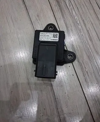 Peugeot 308 Start/Stop control module 9677871680