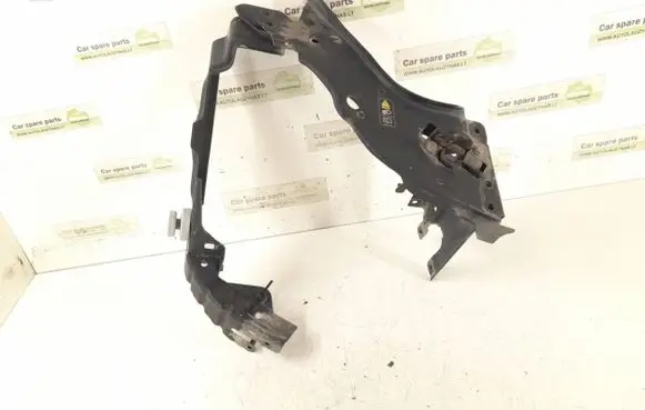 Mercedes-Benz E W211 Radiator support slam panel 2116200818 2116200416