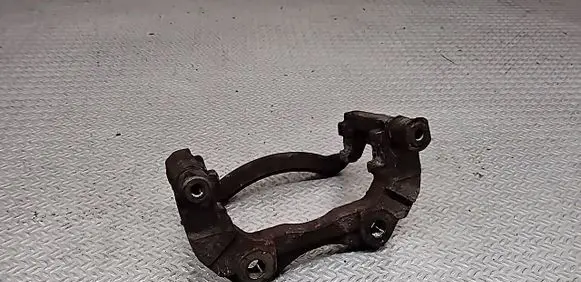 Nissan Primera Front Brake Caliper Pad/Carrier 