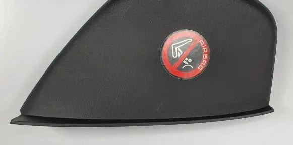 Chrysler Sebring (ST-22 - JR) Dashboard side end trim ORA68TRMAD