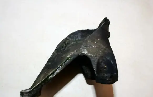 Audi A6 S6 C6 4F Engine mounting bracket 4f0199307a