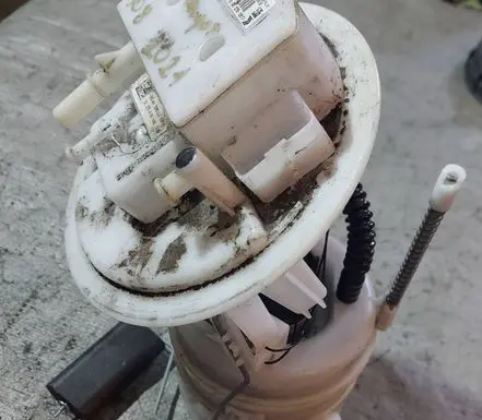 Peugeot 508 II In-tank fuel pump 98093554800 100115556