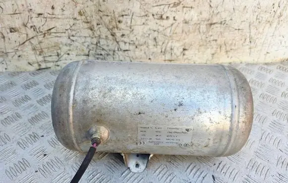 Audi A8 S8 D3 4E Vacuum air tank 4E0616203