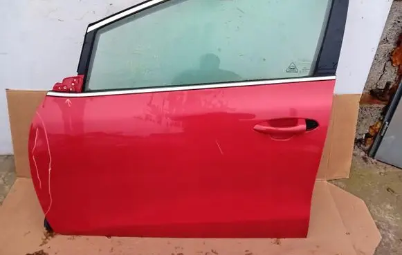 KIA Pro Cee'd II Front door