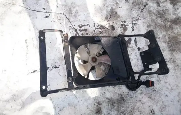 Hyundai H-1, Starex, Satellite Radiator cooling fan shroud