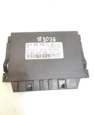 Mercedes-Benz E W211 Parking PDC control unit/module A0255457132