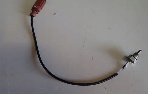 Exhaust gas temperature sensor