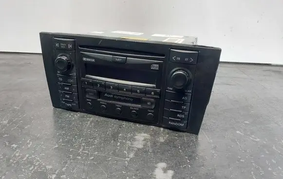 Audi A4 S4 B5 8D Radio/CD/DVD/GPS head unit 8D0035195