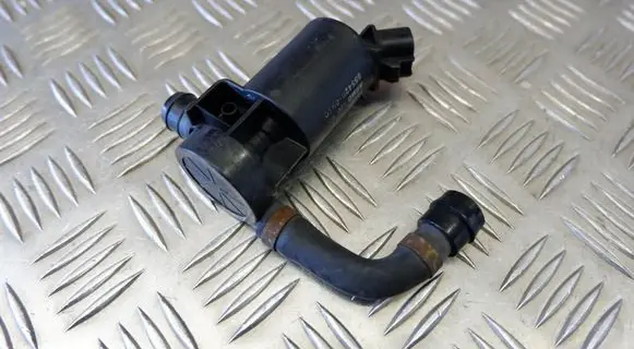 Lexus RX III Headlight washer pump 3670578207