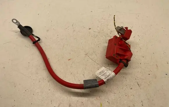 BMW 3 E90 E91 Positive cable (battery) 9217031 10304410
