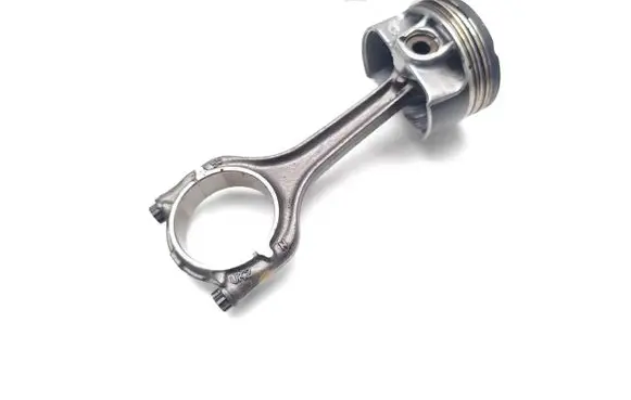 Volkswagen Golf Cross Piston with connecting rod CUK