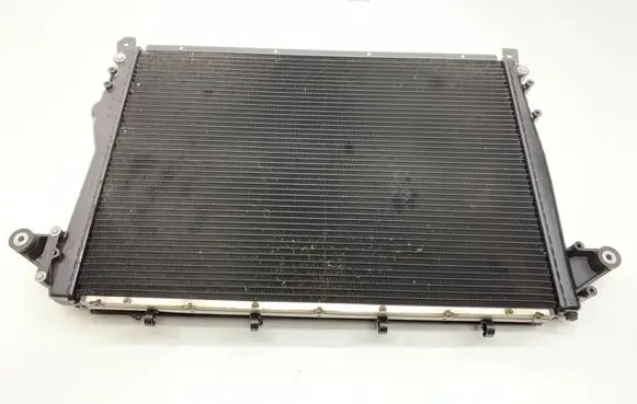 Maserati Quattroporte Coolant radiator 