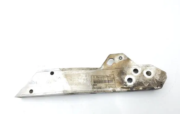 Mercedes-Benz E W213 Radiator support slam panel bracket A2136206300 Z11Q06 T49418A
