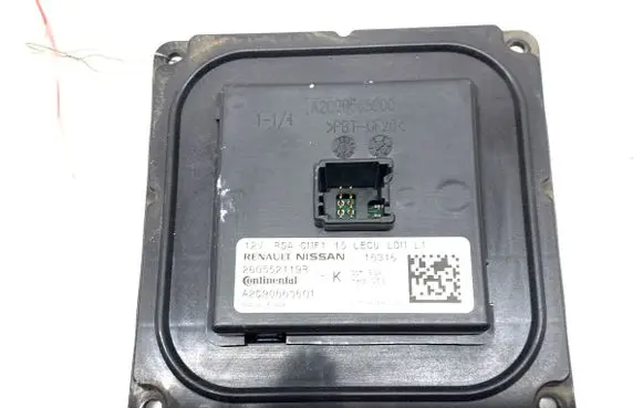 Renault Kadjar Voltage converter/converter module 260552119R