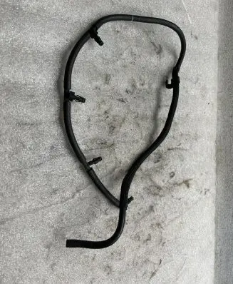 Mercedes-Benz C W205 Fuel line pipe 