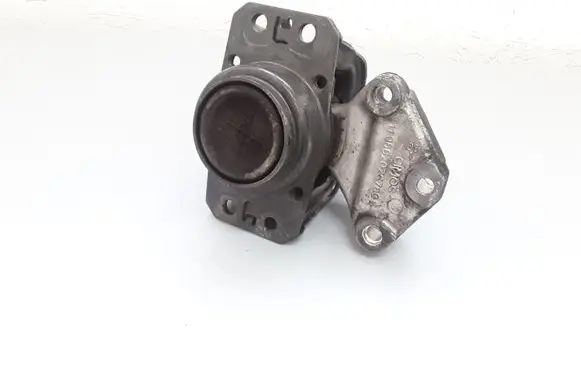 Peugeot 3008 I Engine mount bracket 9682026780