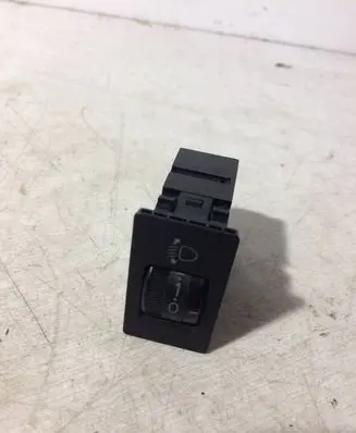 Lexus IS 200-300 Headlight level height control switch