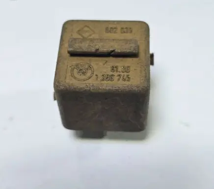 BMW 5 E34 Other relay 61361388745 602079 6136