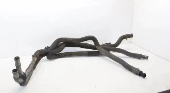 Land Rover Discovery 3 - LR3 Engine coolant pipe/hose