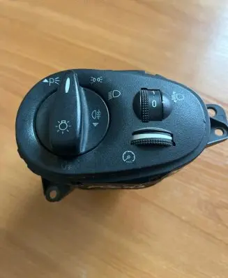 Ford Focus Light switch 98AG13A024BE 04052510 980805B