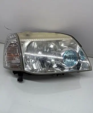 Nissan X-Trail T30 Headlight/headlamp SAEI5Y202