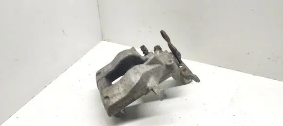 Toyota Avensis T270 Rear brake caliper 0204Y04613