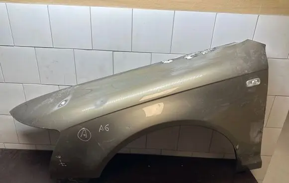 Audi A6 S6 C6 4F Fender