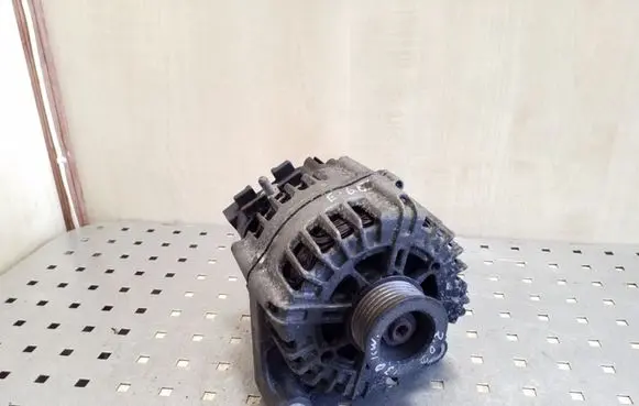 BMW 5 E60 E61 Generator/alternator 7802261 2543461C