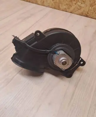 Heater fan/blower