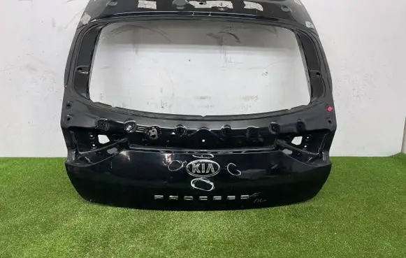 KIA Pro Cee'd III Tailgate/trunk/boot lid RUA8153