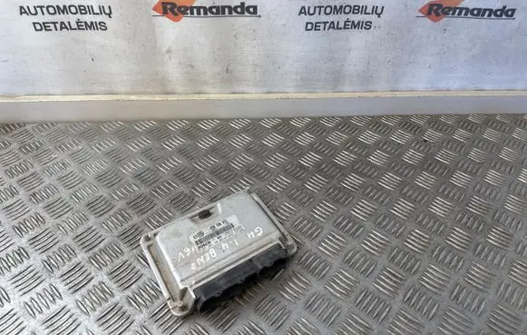Volkswagen Golf IV Engine control unit/module 036906032 0261206140