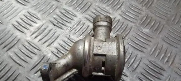 BMW 7 E65 E66 EGR valve 72823801 7.28238.01