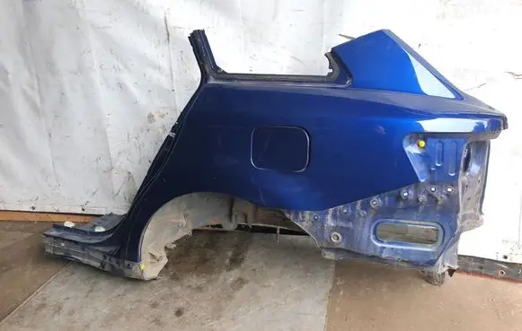 Toyota Avensis T270 Rear quarter panel
