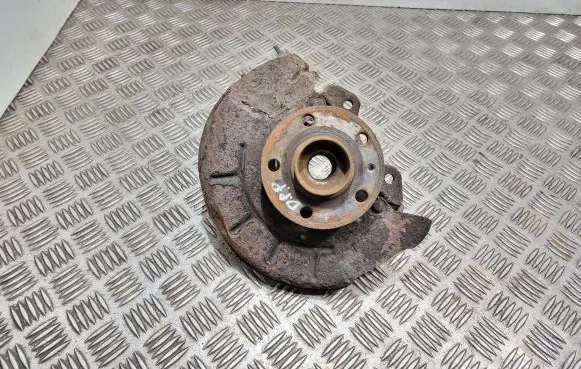 Skoda Roomster (5J) Front wheel hub