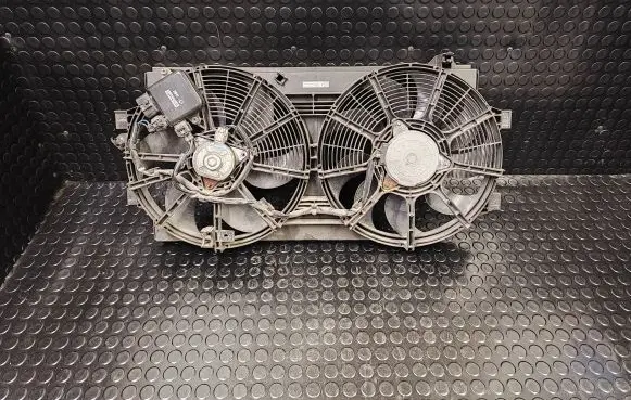 Nissan Leaf I (ZE0) Radiator cooling fan shroud A18700A28001