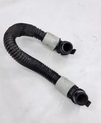 Tesla Model Y Engine coolant pipe/hose 109576300G