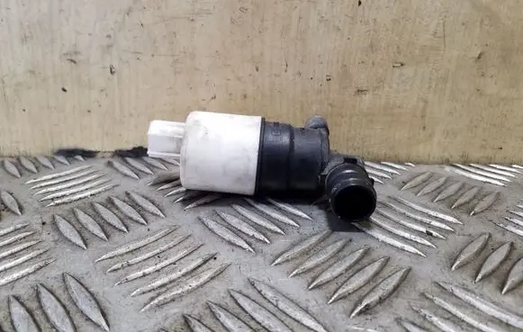 Jaguar XF X260 Windscreen/windshield washer pump BK2117K624BA