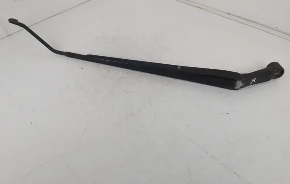 Toyota Corolla Verso E121 Front wiper blade arm
