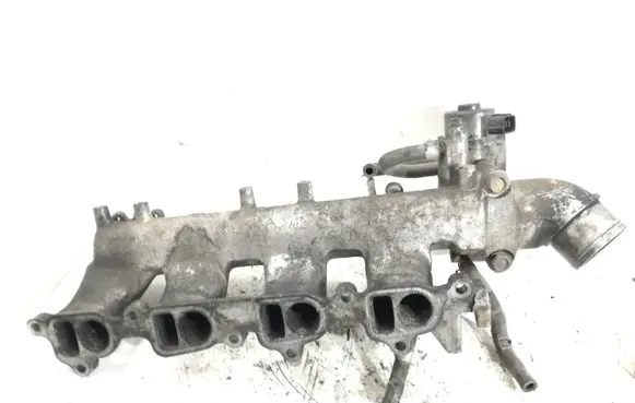 Nissan Primera Intake manifold 140015M300