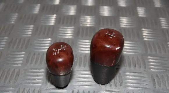 Toyota Land Cruiser (J120) Gear shifter/selector 